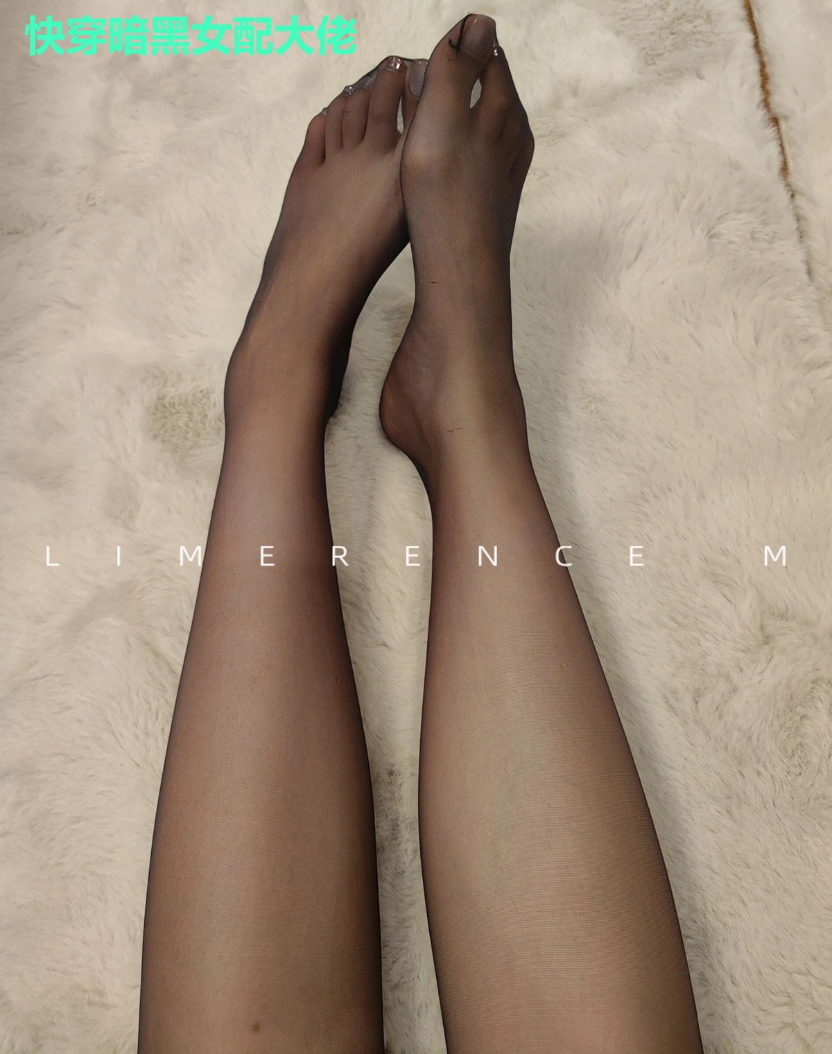 快穿暗黑女配大佬